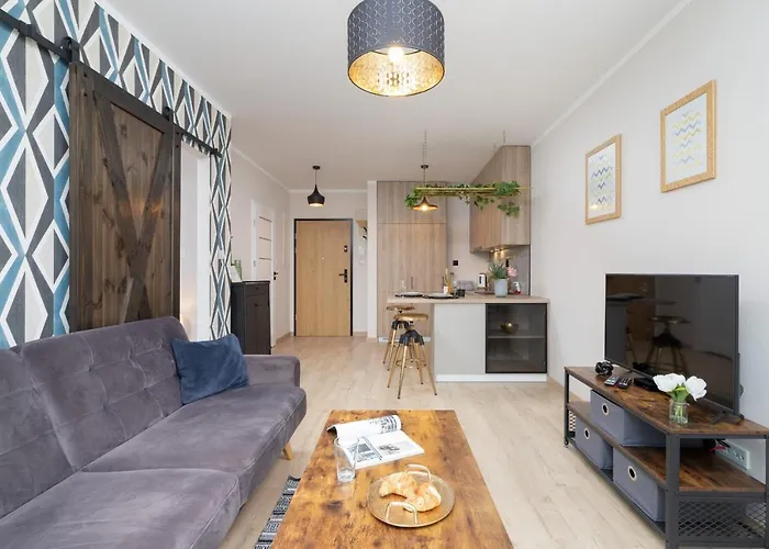 Lubostron Park By Renters מלון *