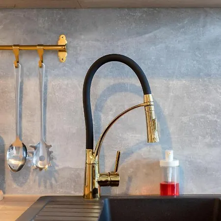 Lubostron Park By Renters Cracovie