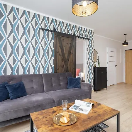 Hotel Lubostron Park By Renters