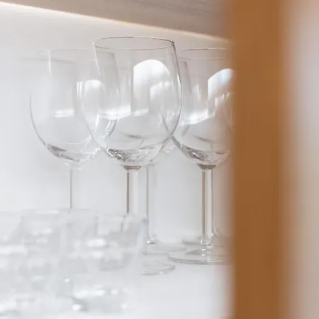 Hotel Lubostron Park By Renters *