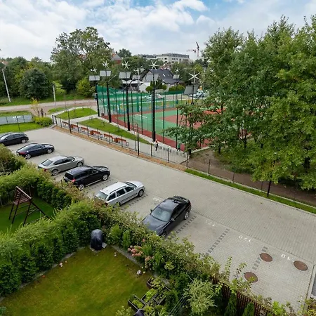 Lubostron Park By Renters Szálloda