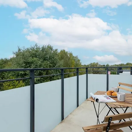 Lubostron Park By Renters